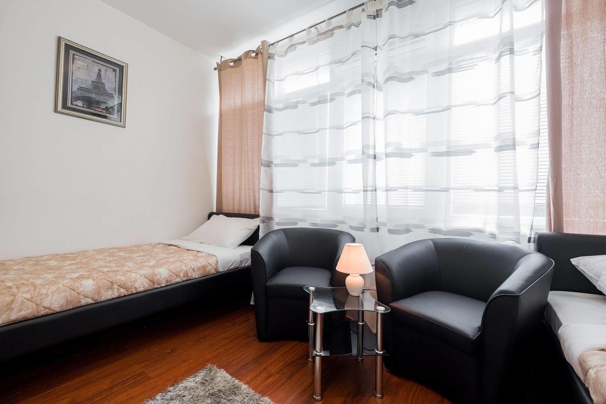 Downtown Apart Hotel Bane Belgrad Exterior foto